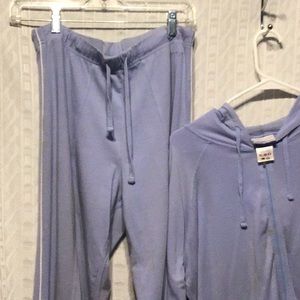 reebok good condition jogging suit